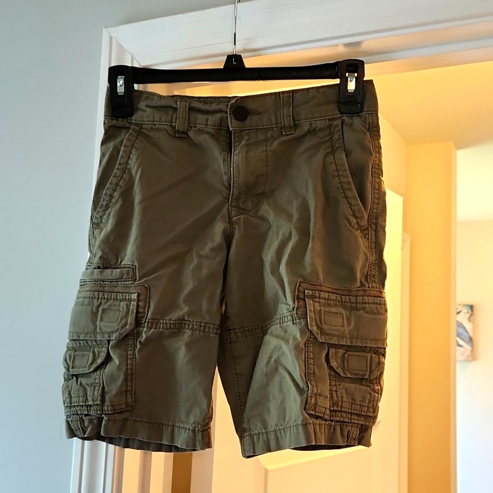 10 regular cargo shorts